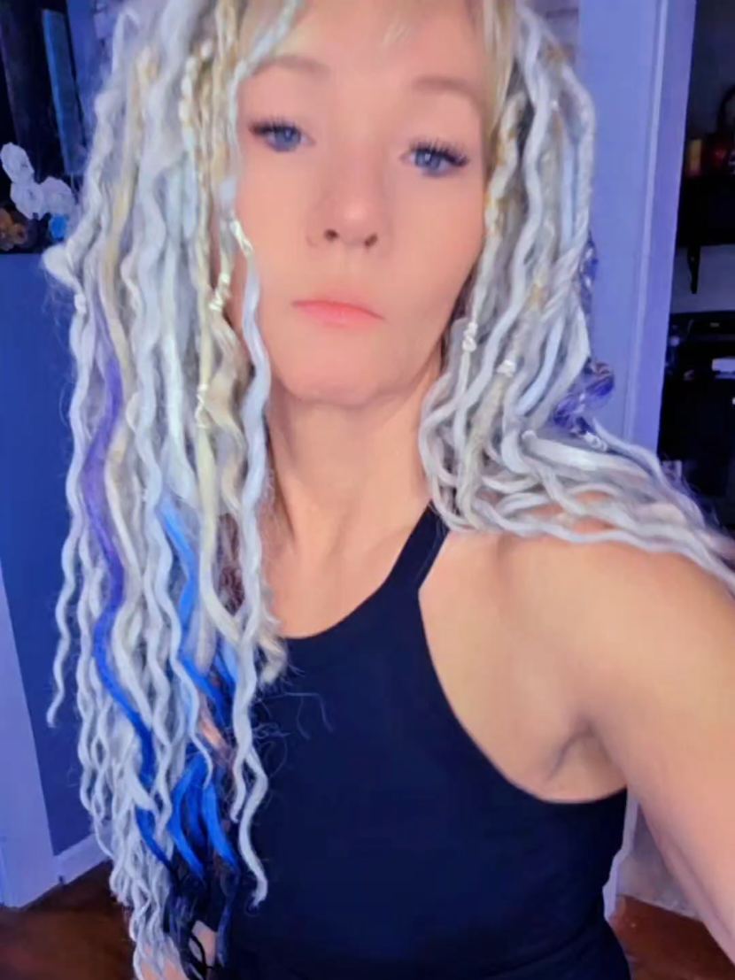 @𝕮𝖍𝖗𝖎𝖘𝖙𝖎𝖓𝖆