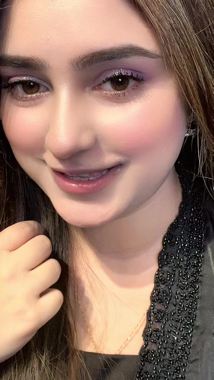 @Naughty_Zahra