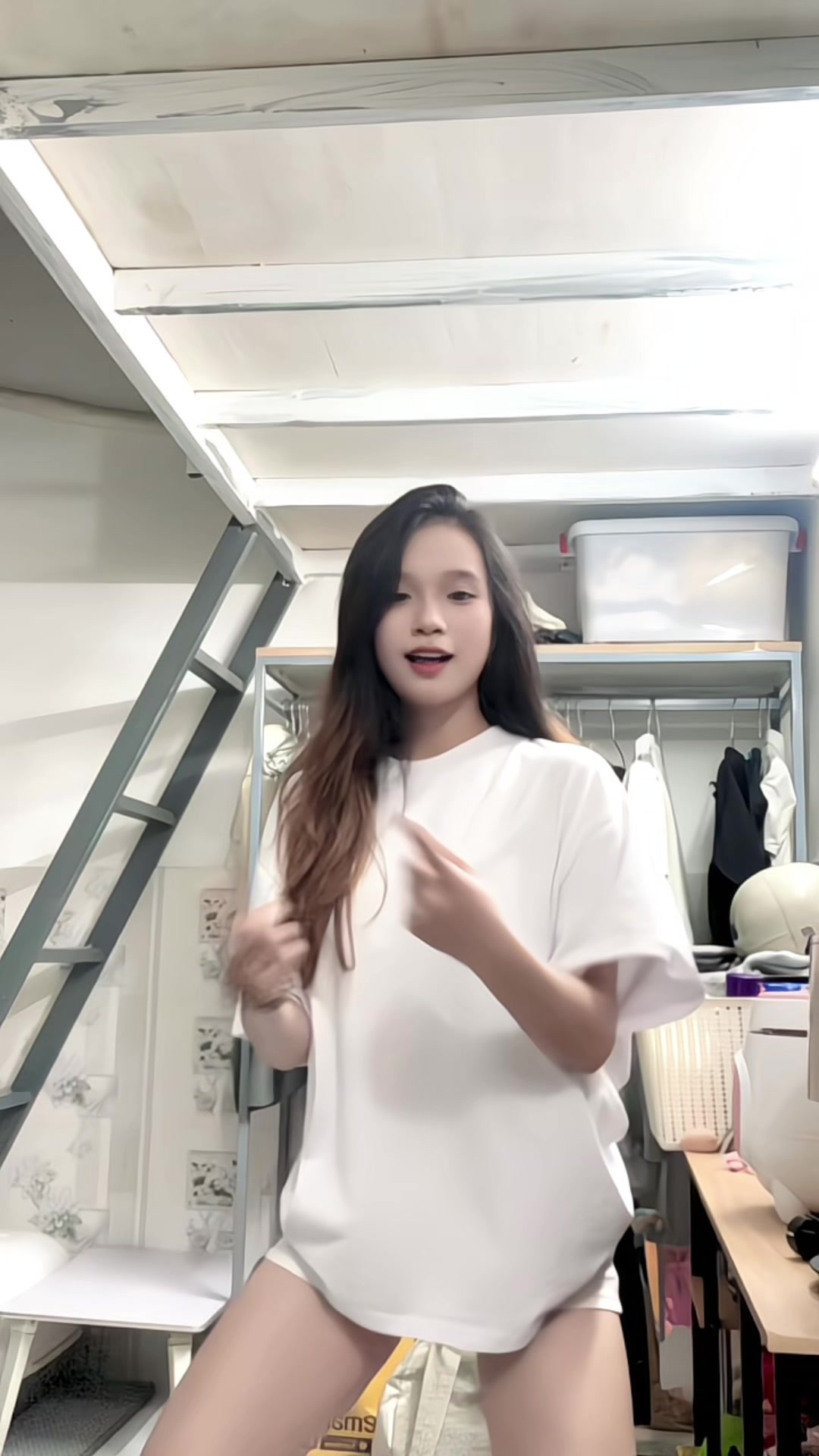@Huỳnh Gia Nghi