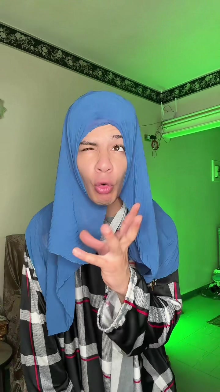 @علي فريدون 😂✈️