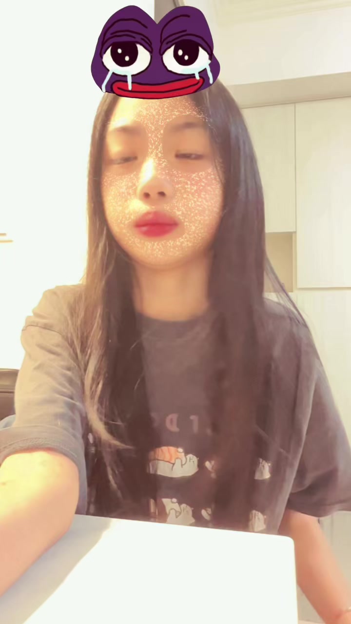 @開心果🦋