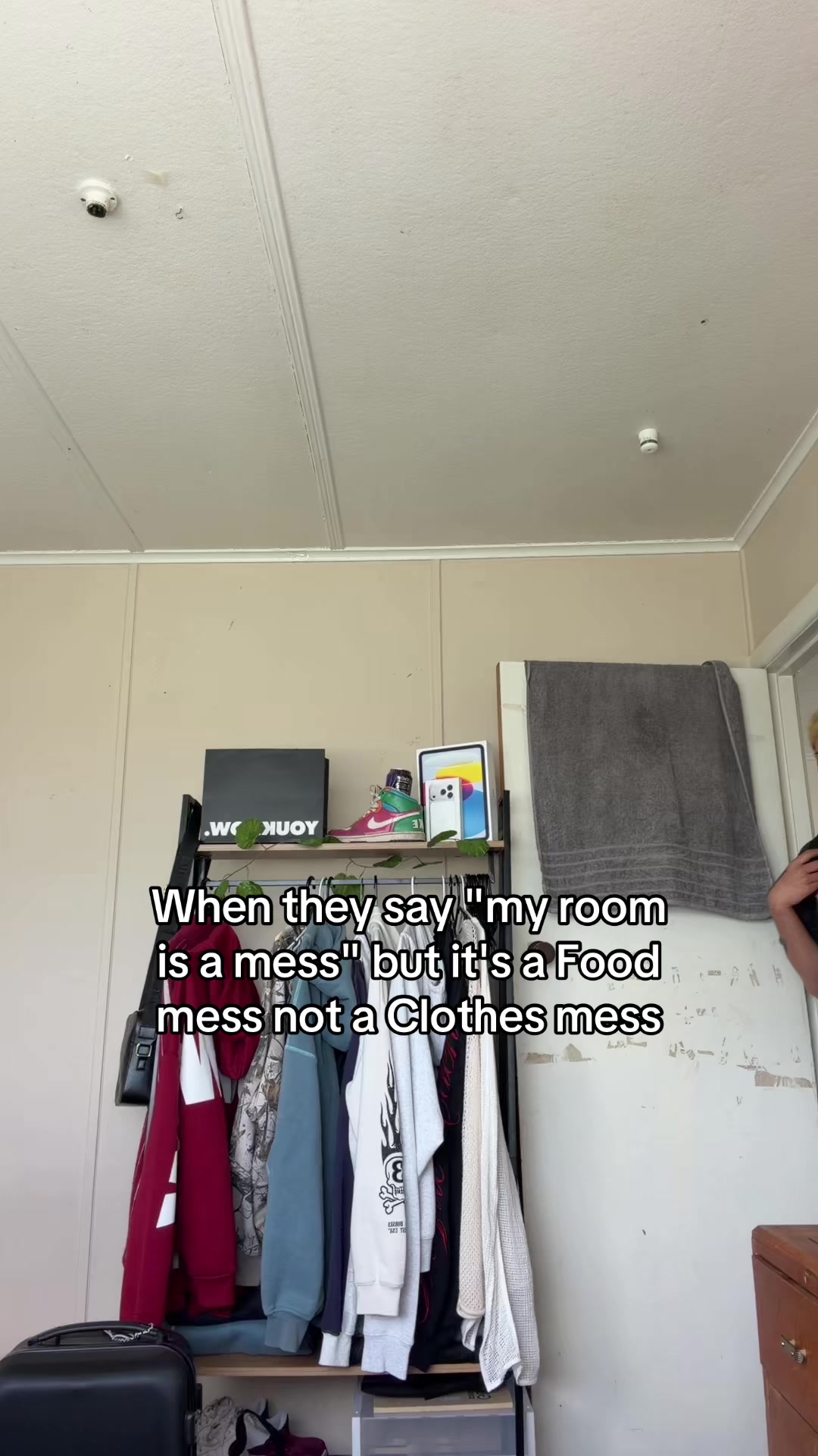 @notisaiah