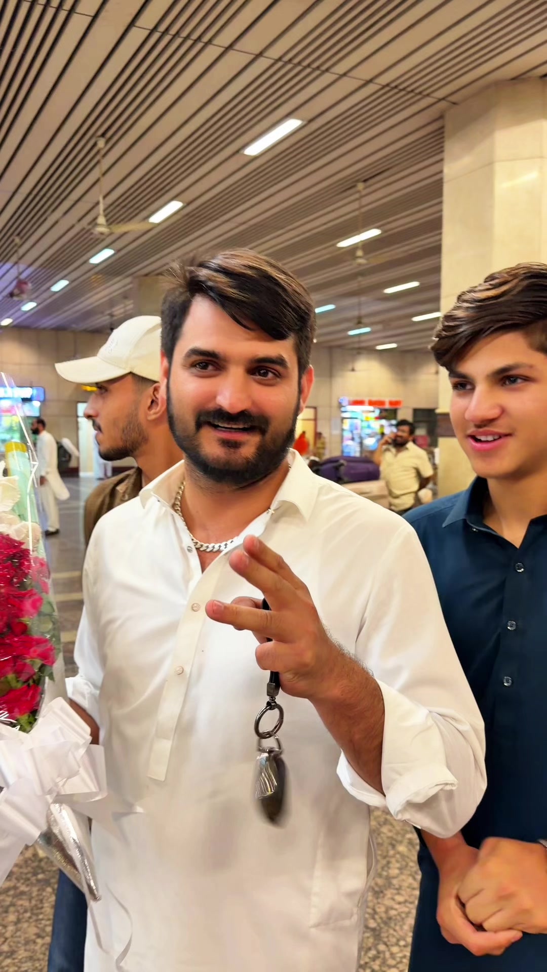 @👑علی بٹ👑