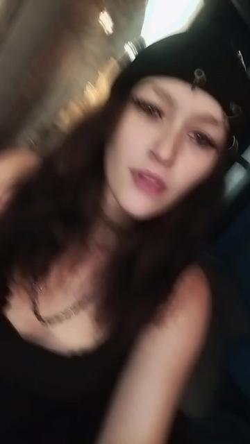@skatergirl420
