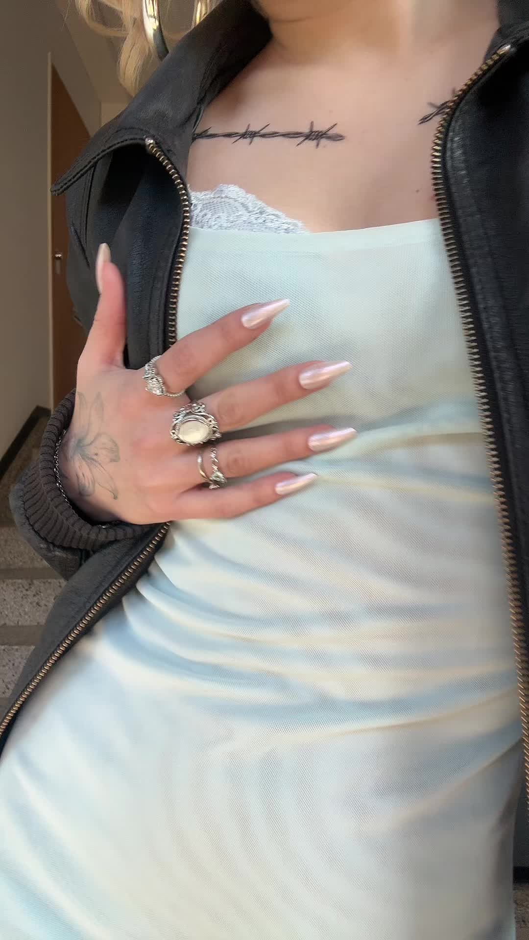 @𝓛𝓾𝓶𝓲-𝓗𝓮𝓵𝓶𝓲