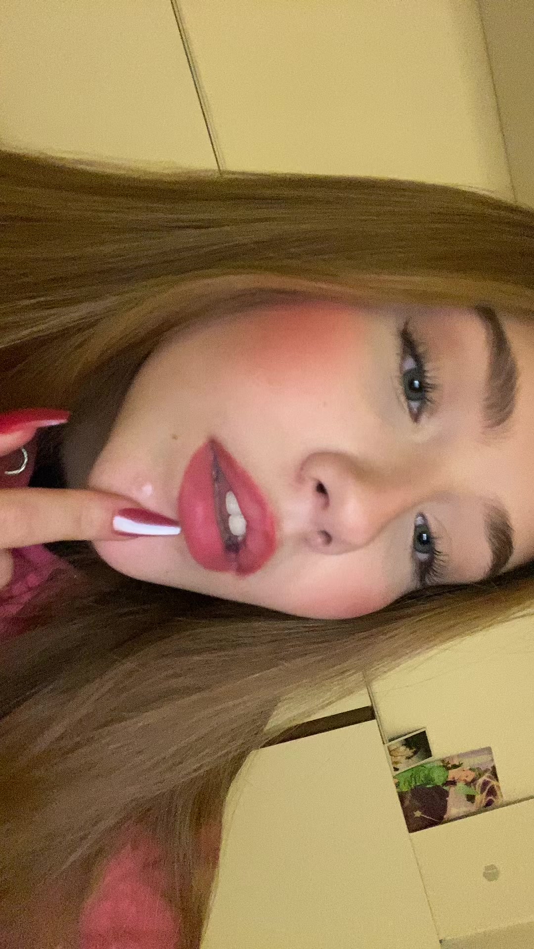 @Larapmendonca_
