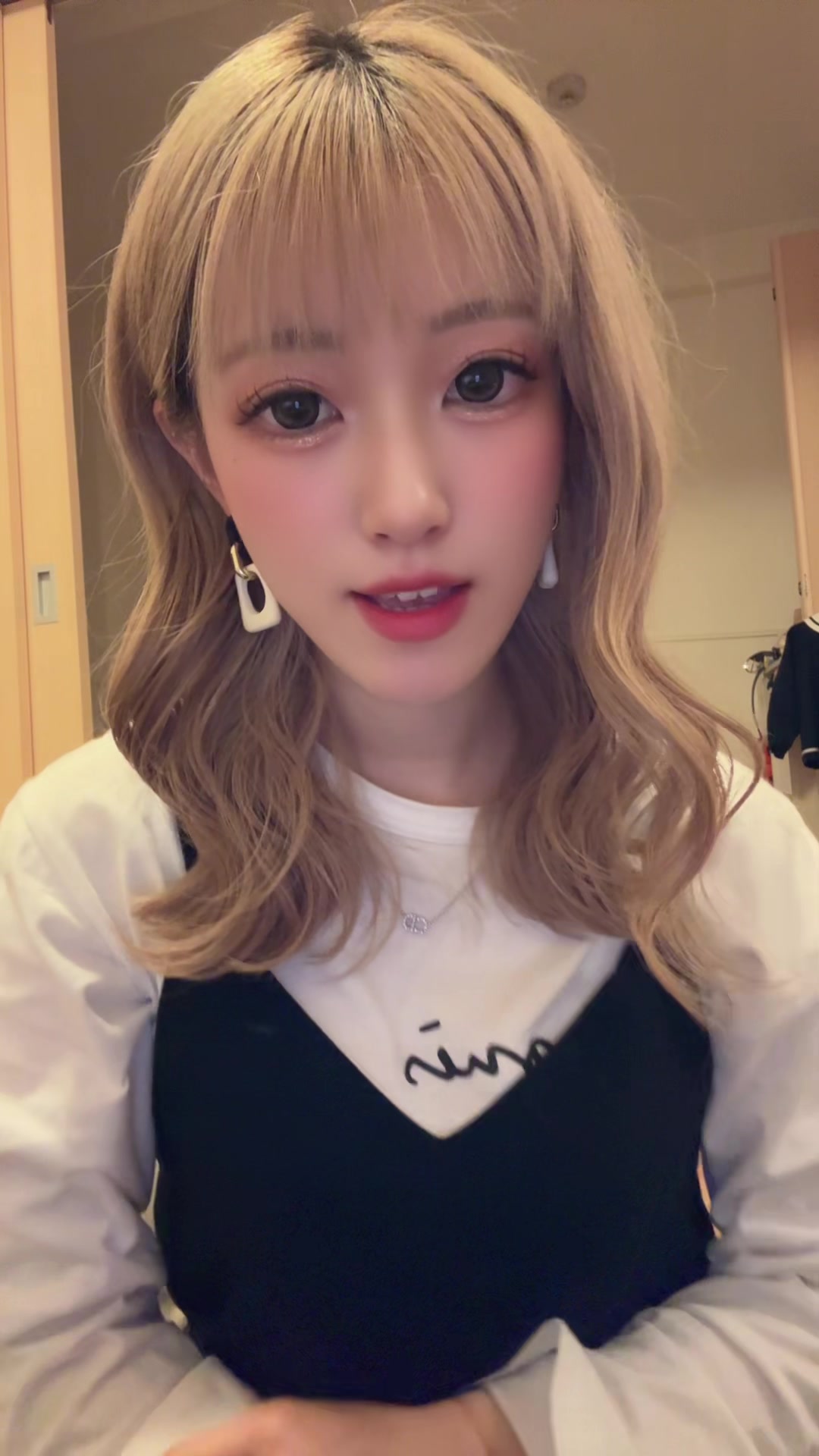 @あ か ね