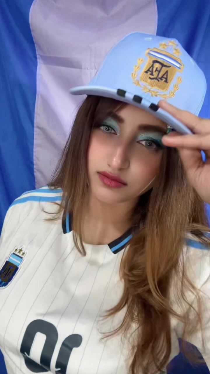 @afra anikaa ❤️