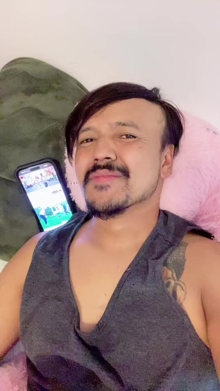 @sthaaashish