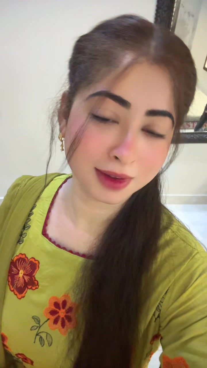 @ملکہ 😍❤️