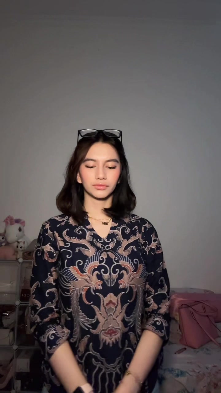 @🦄