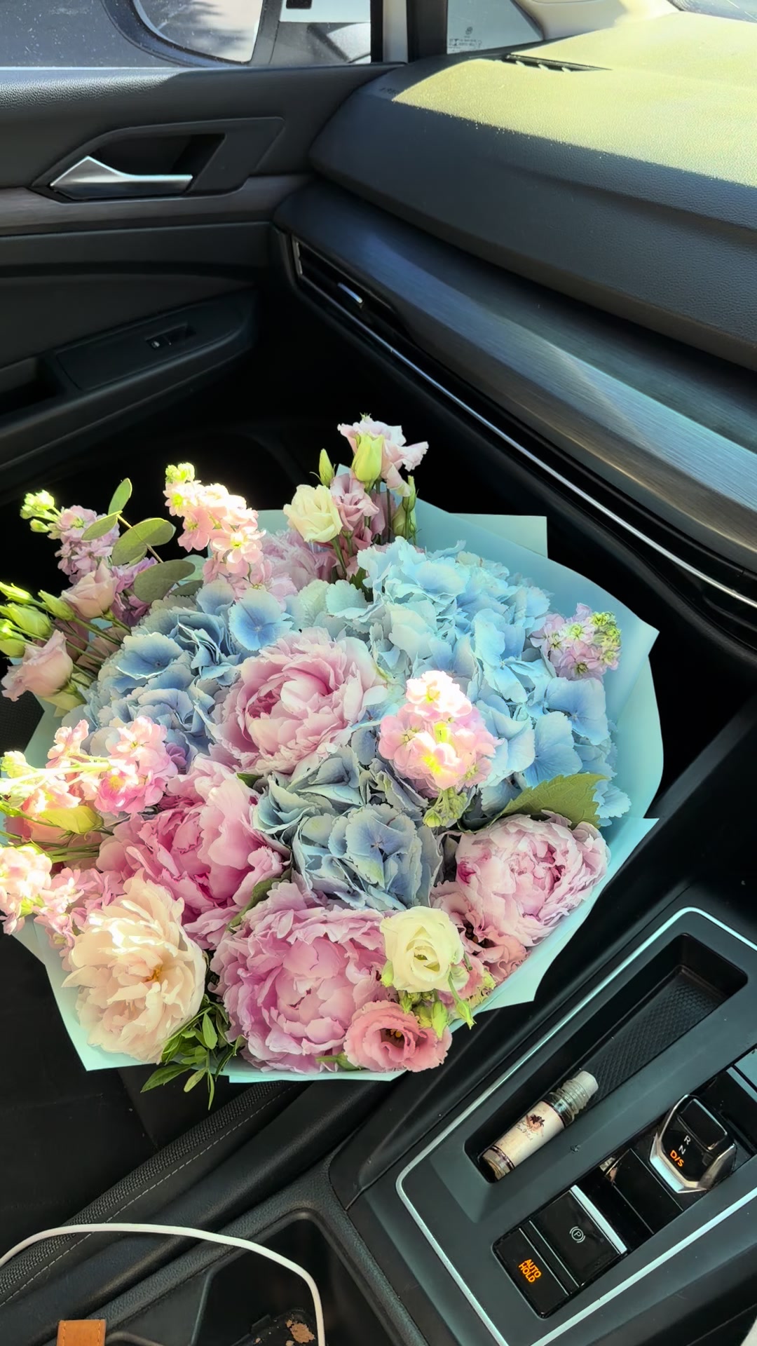 @illyrianflowers