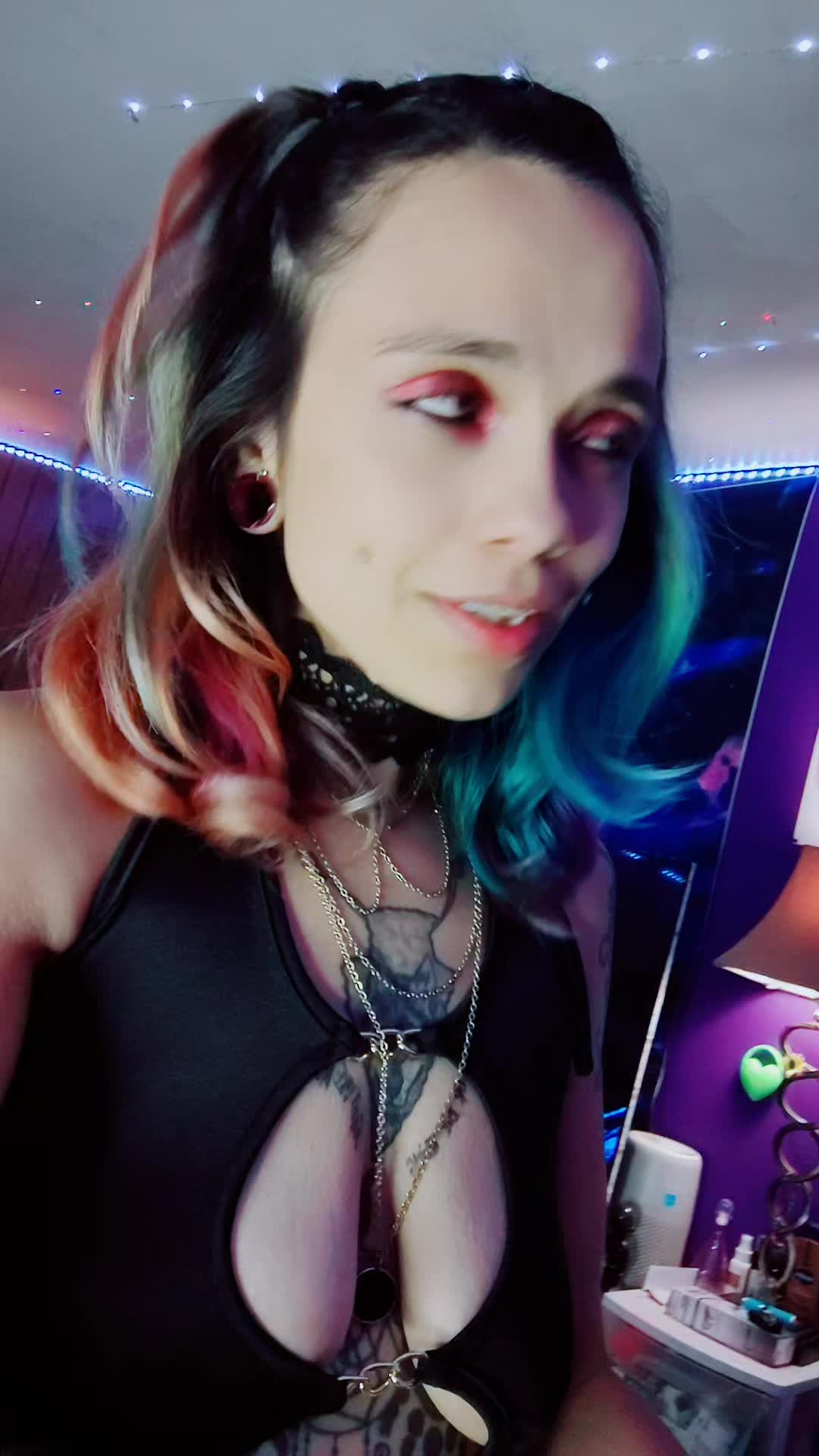 @♓XxSavageSirenxXx💜