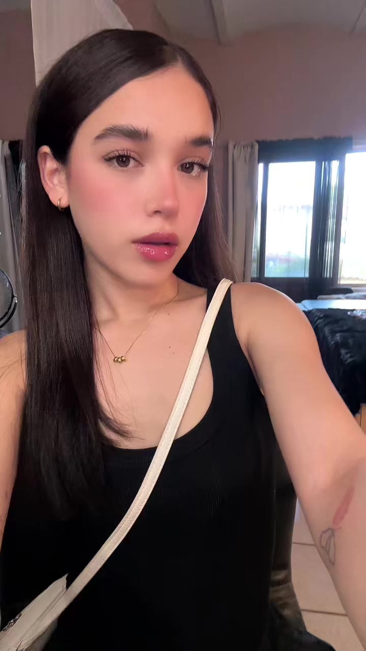 @Ale✨🍓