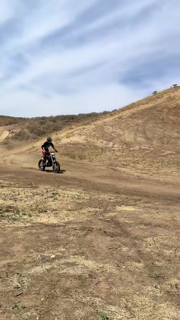 @andrewtwistthrottle
