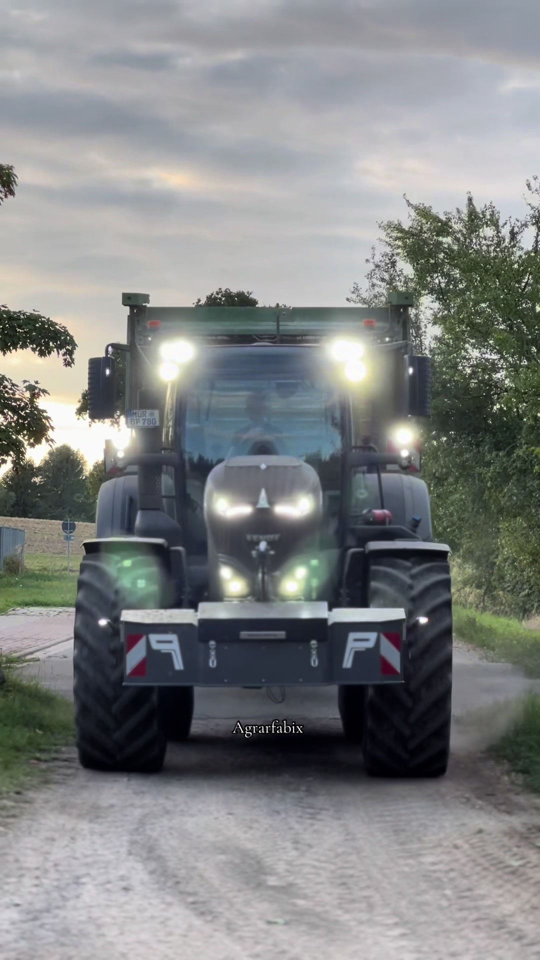 @︎︎︎︎Agrarfabix🌾🚜