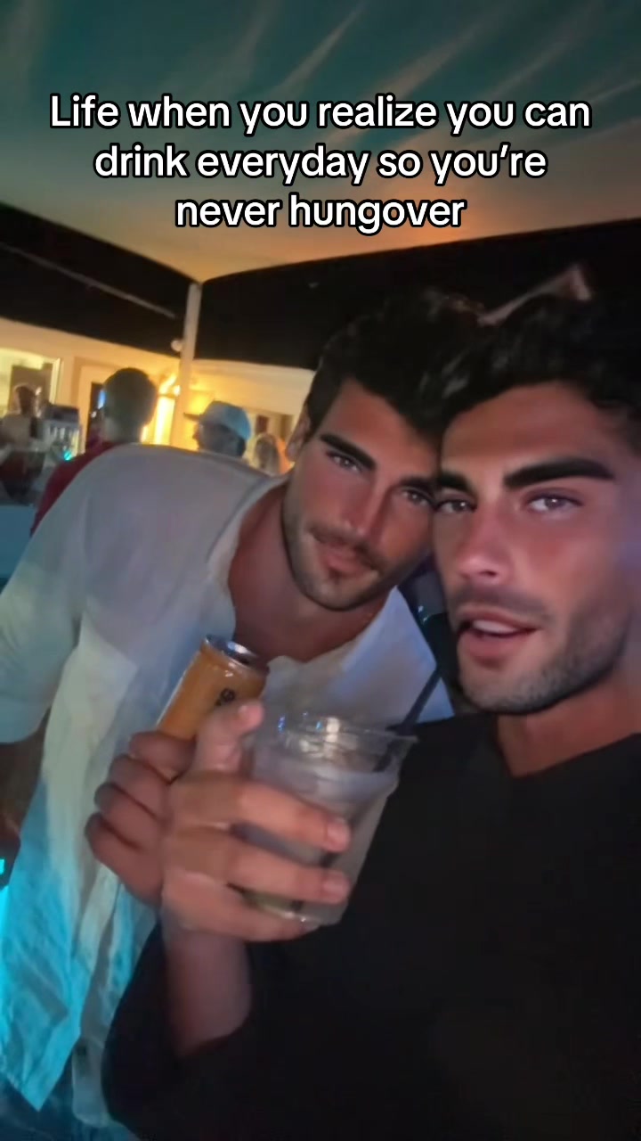 @Von