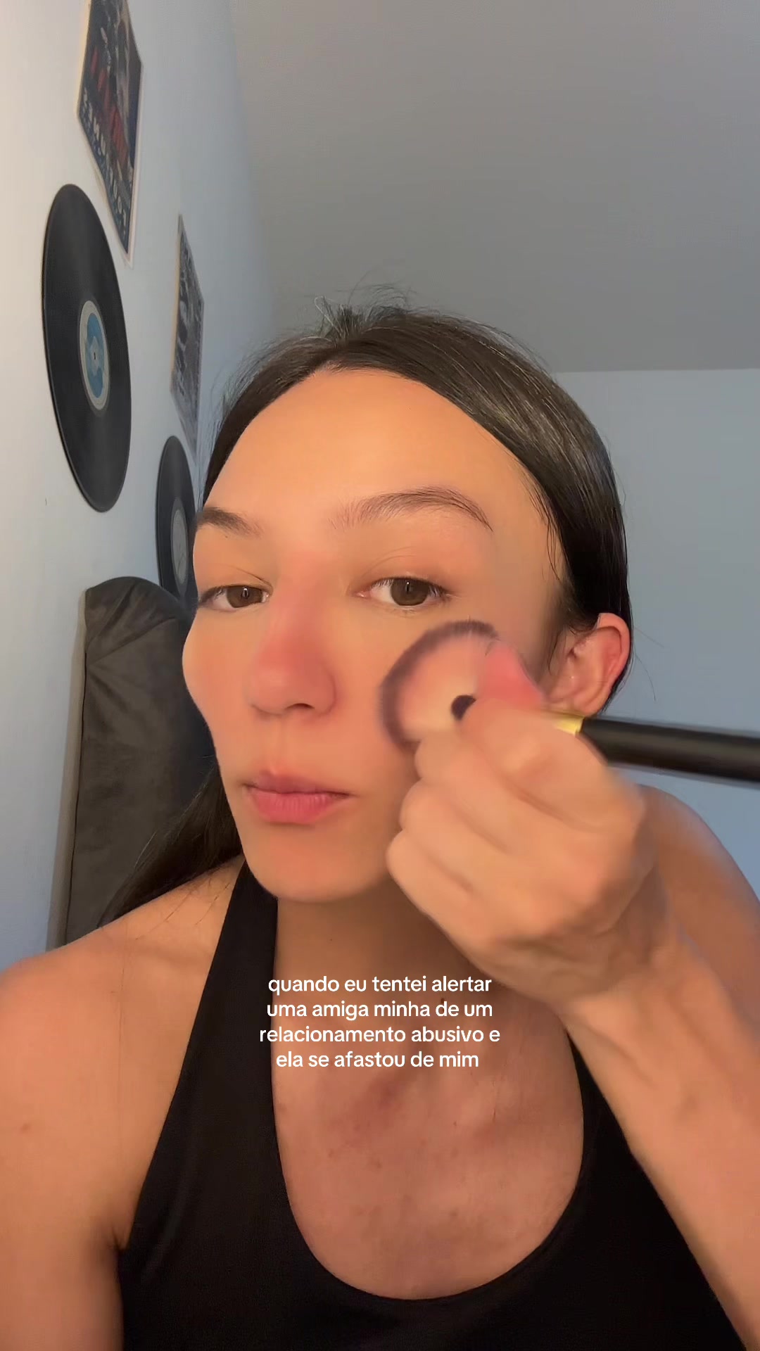 @laura