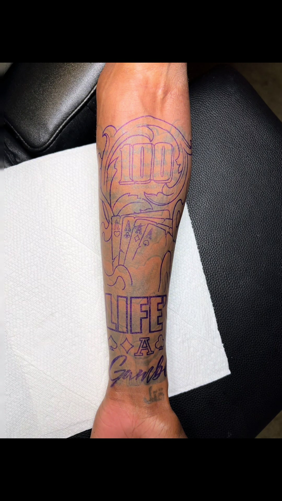 @tattedupchico8