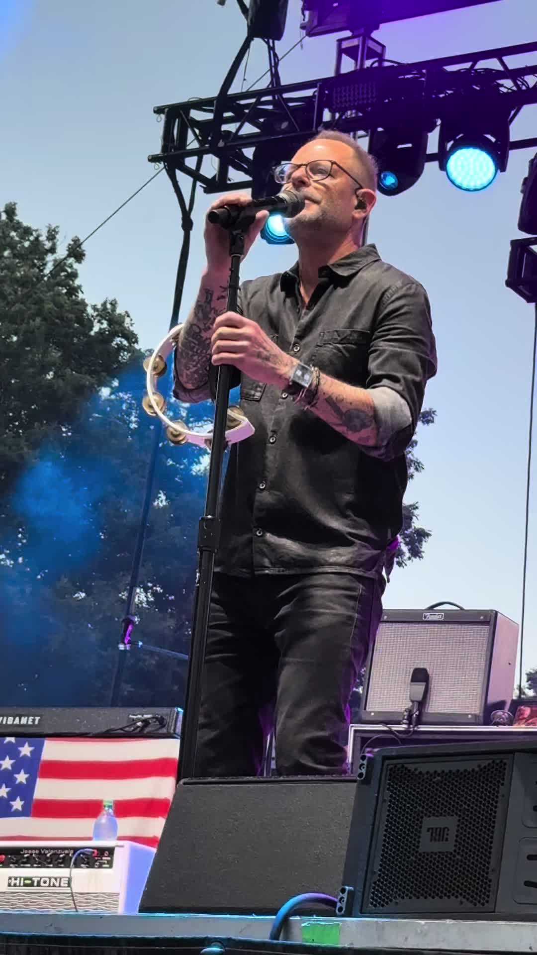 @Concertjunky1
