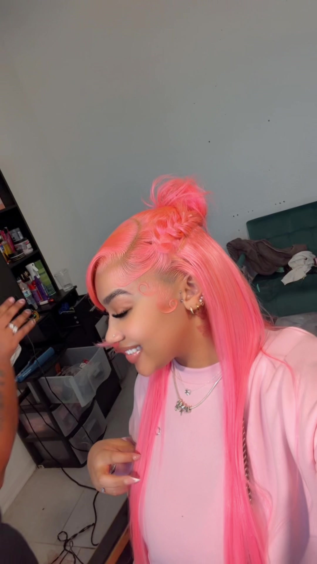 @monique