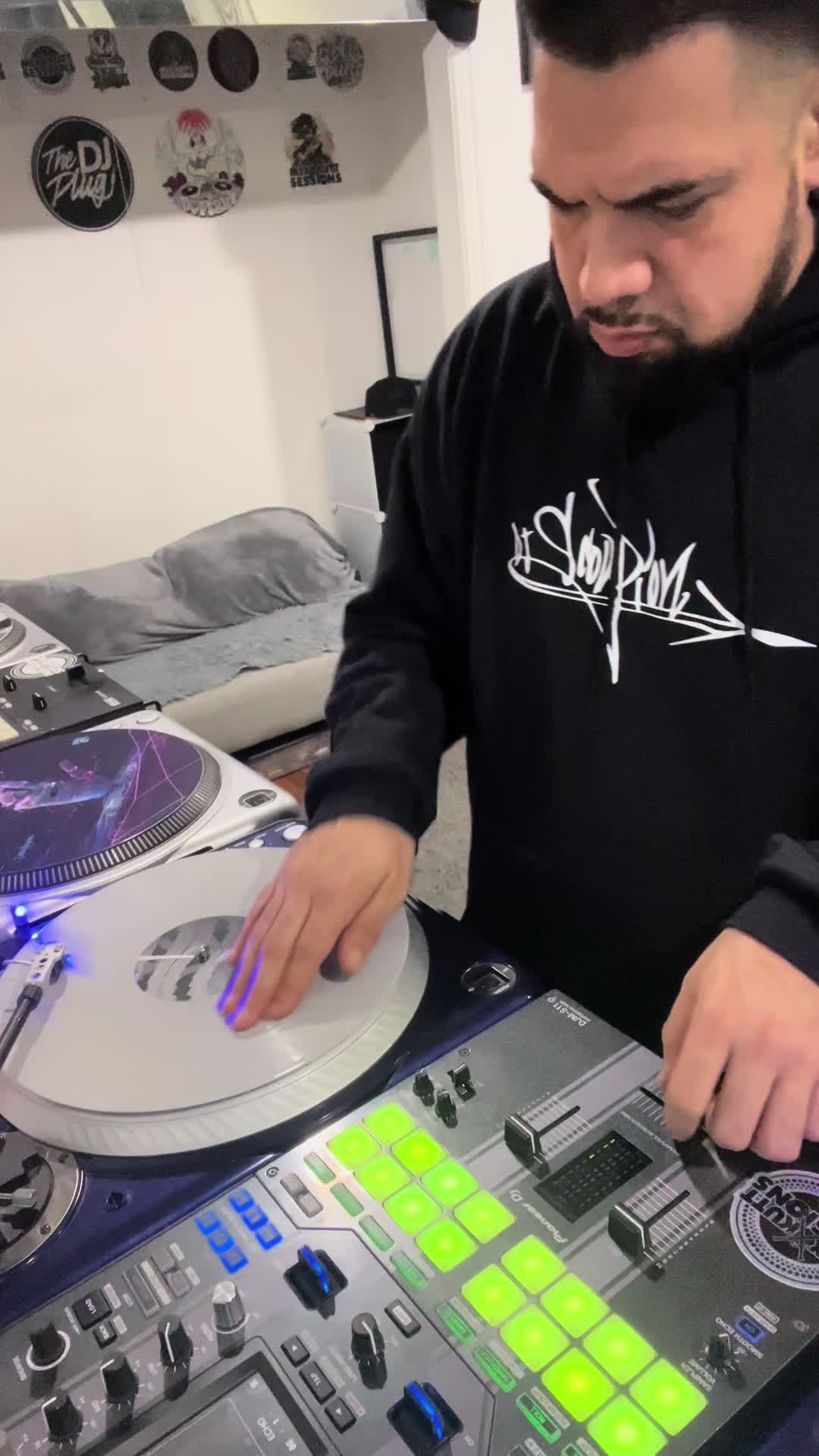 @Dj Scorpion