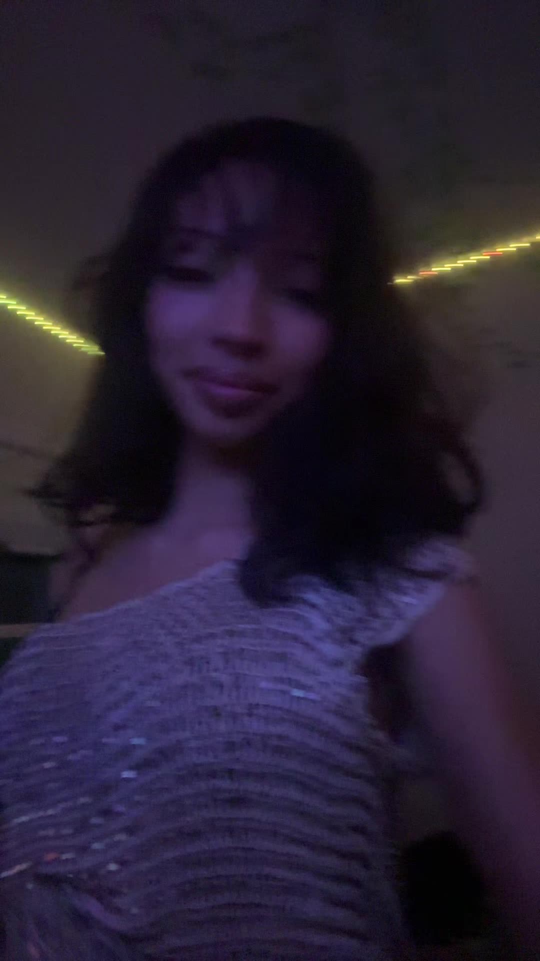 @val 💋