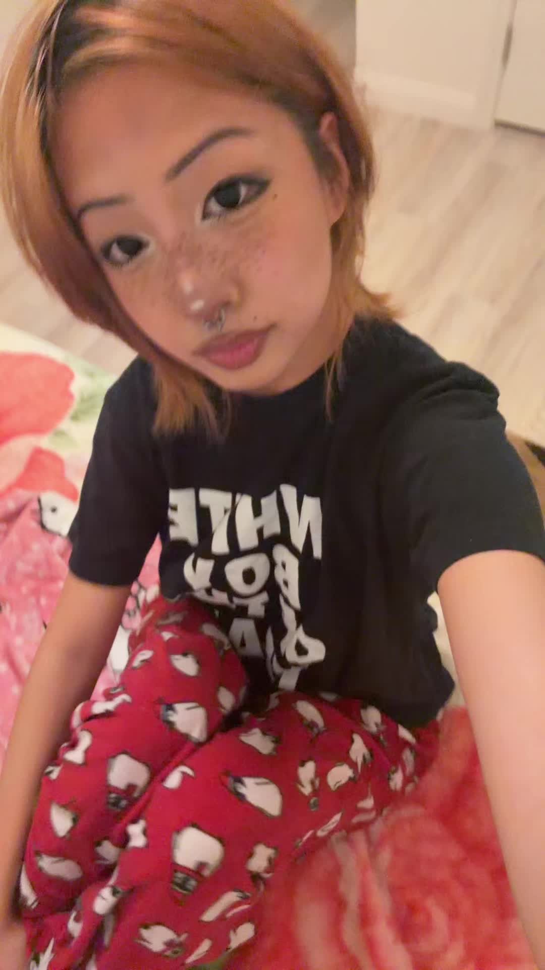 @Q!