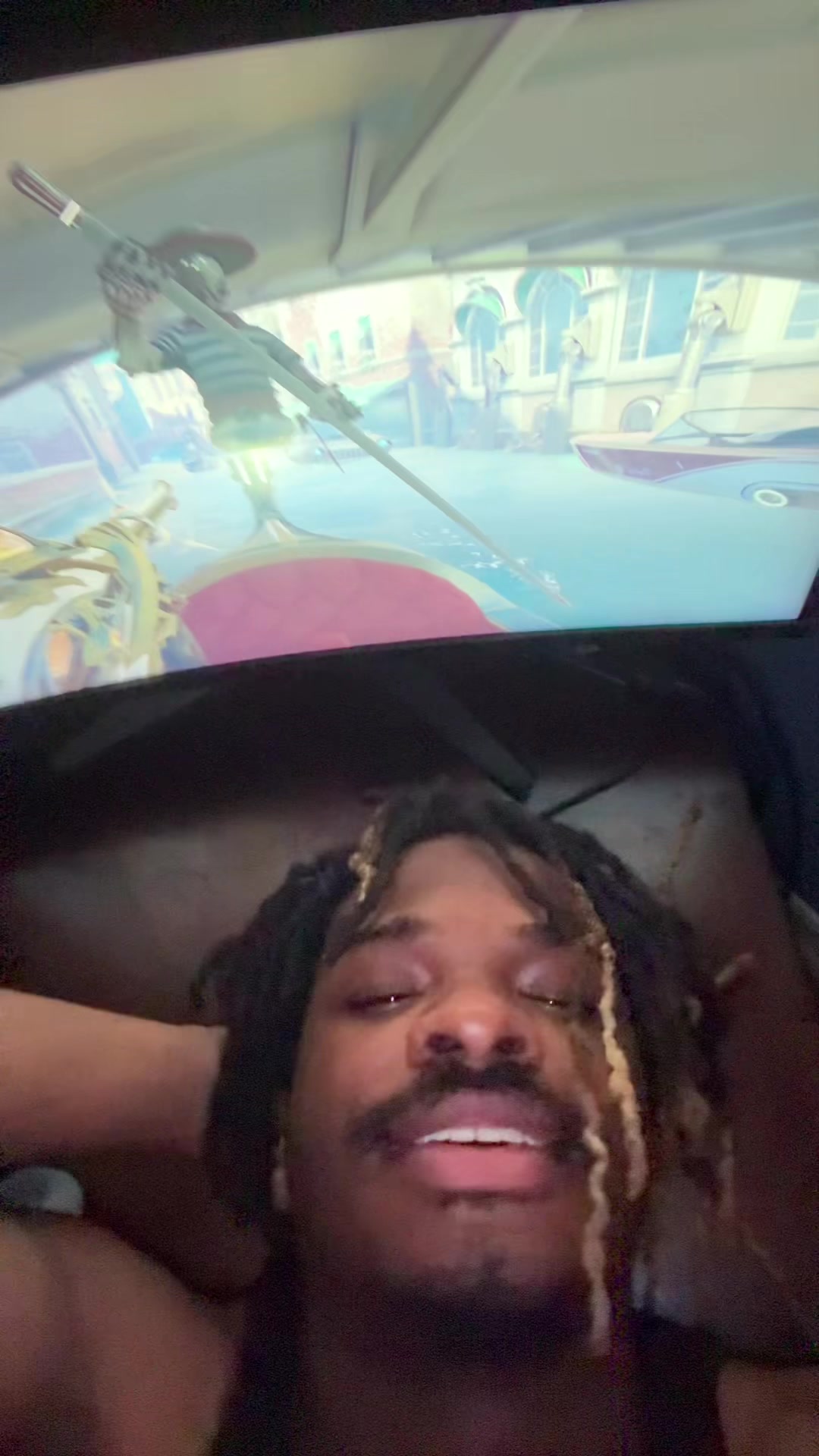 @komoneon