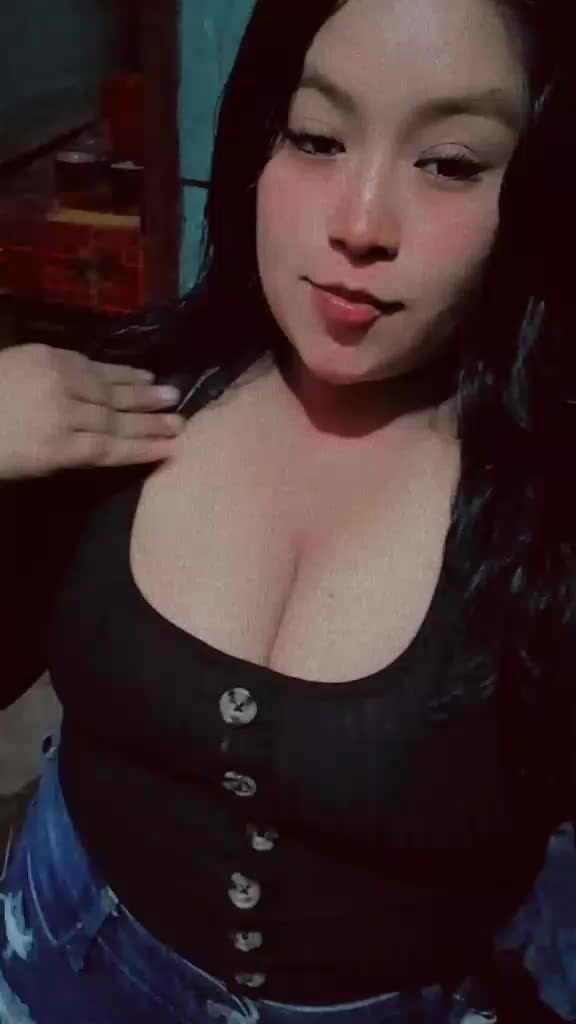 @Andrea 🦋🍒