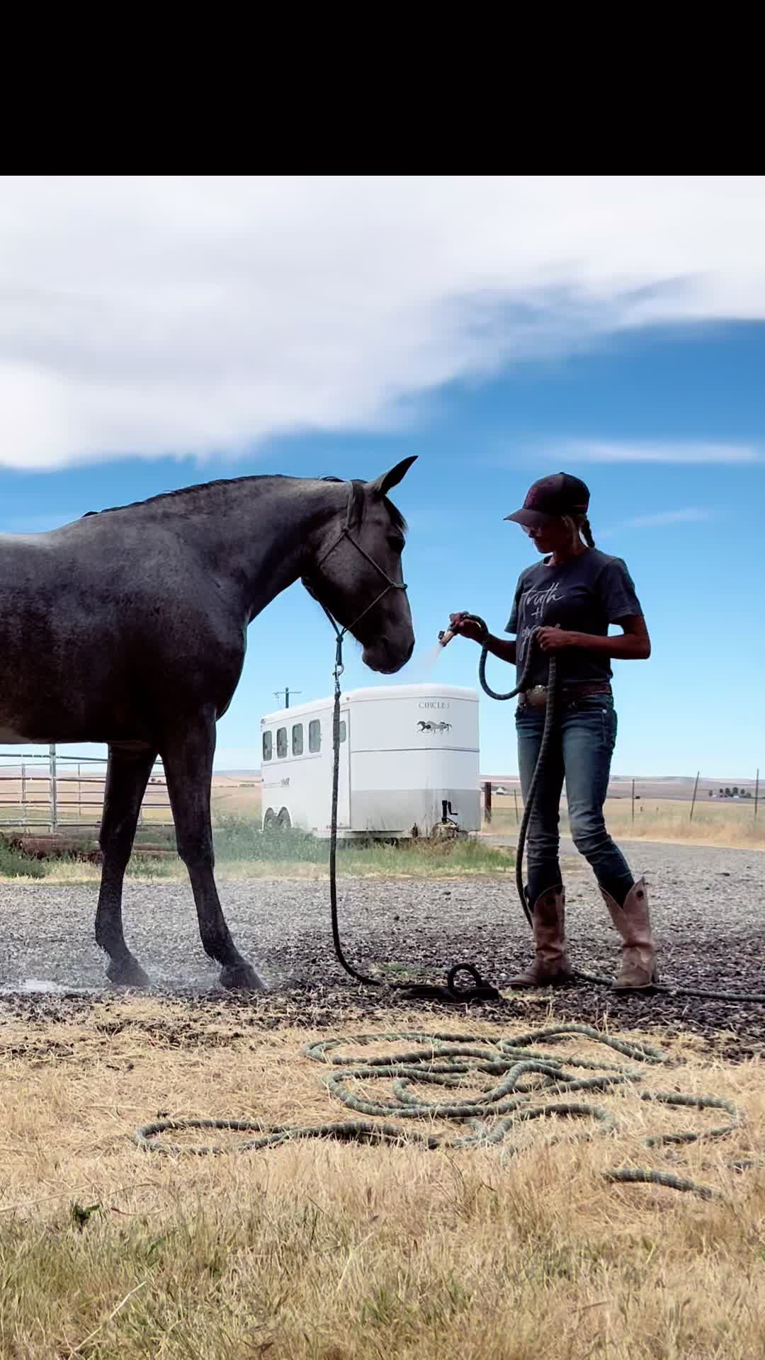 @Cowgirl Tuff Colt Training ❤️