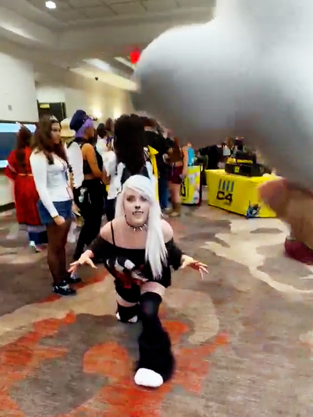 @𝕽𝖆𝖛𝖊𝖓