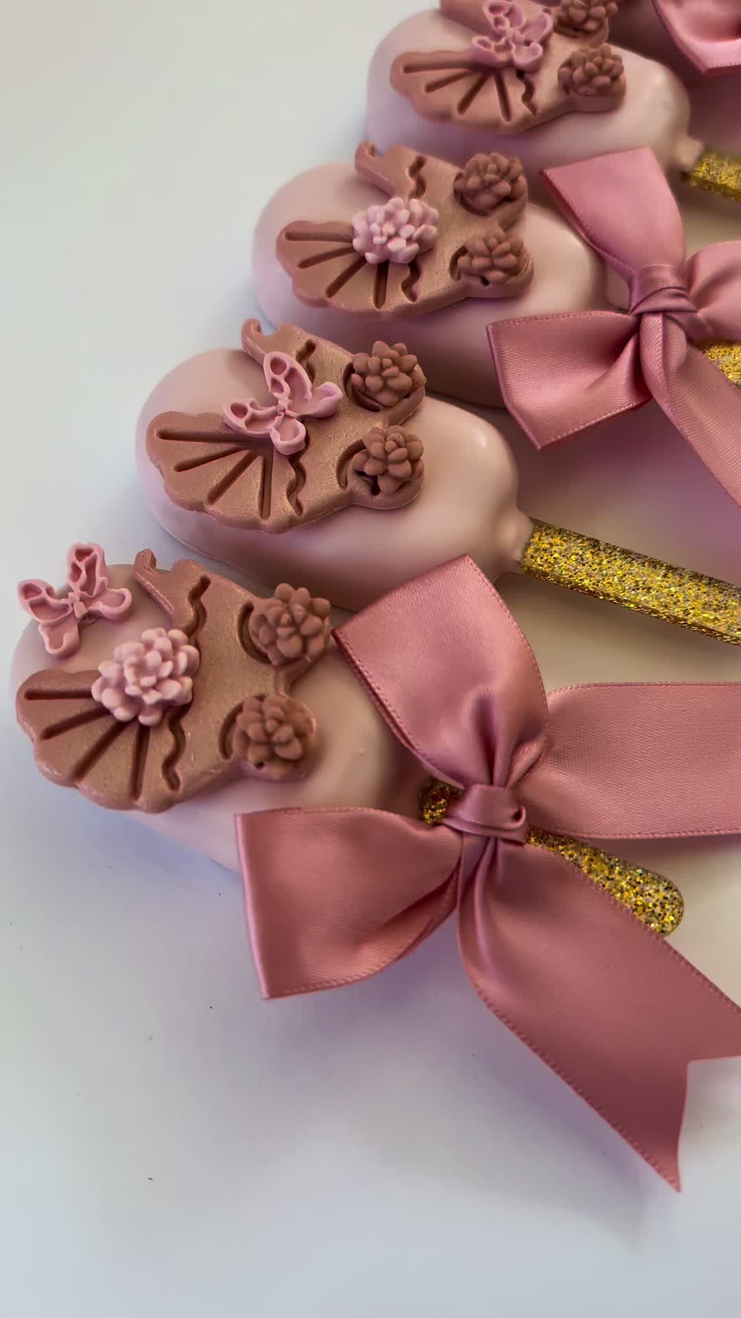 @Cakepoplady