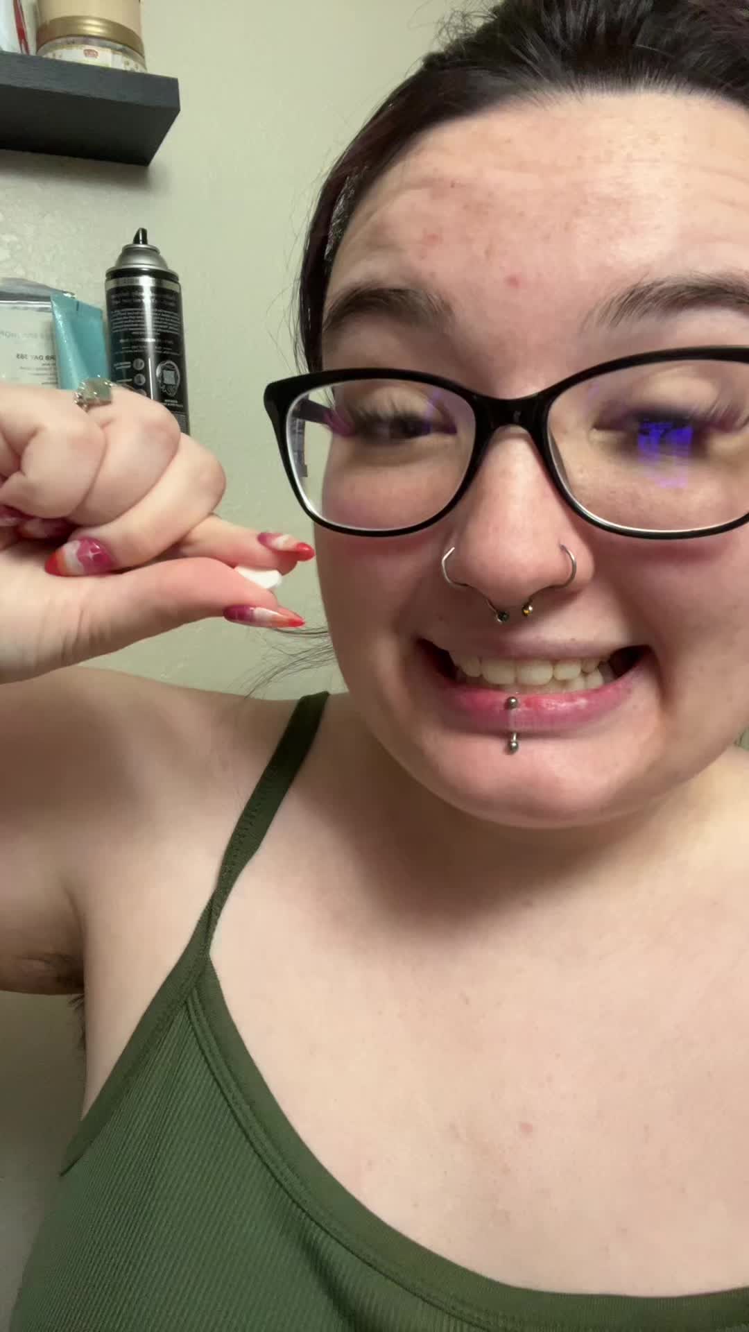 @Chronically Hailey🏳️&zwj;🌈✨