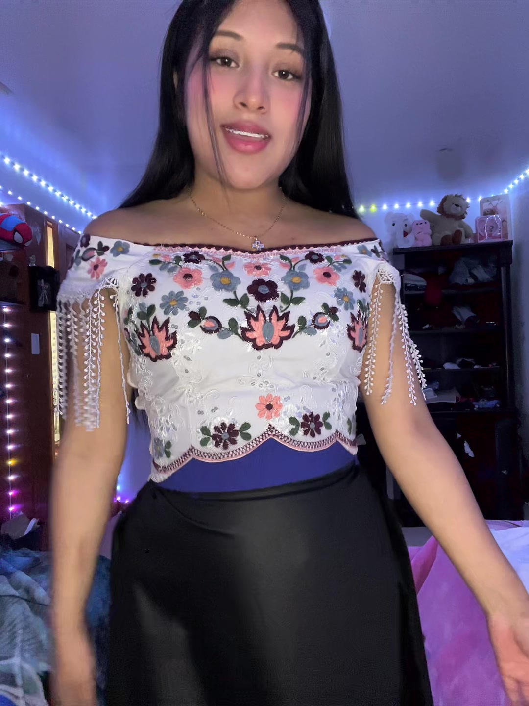 @🦋Chinitha Roldan 15