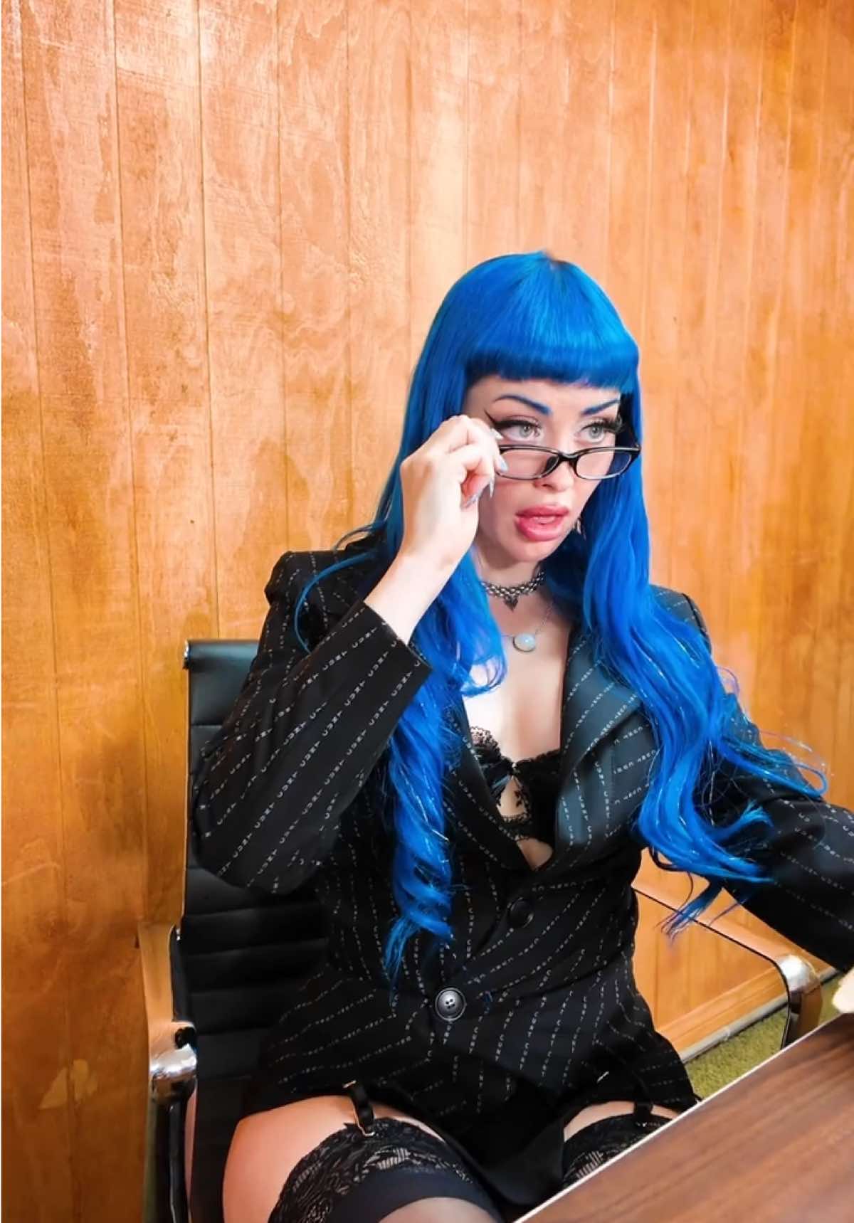 @Jewelz Blu