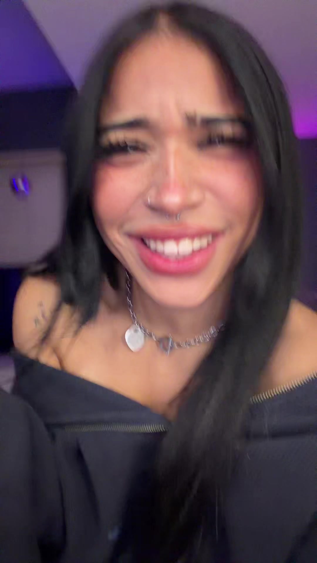 @MAVI 🖤