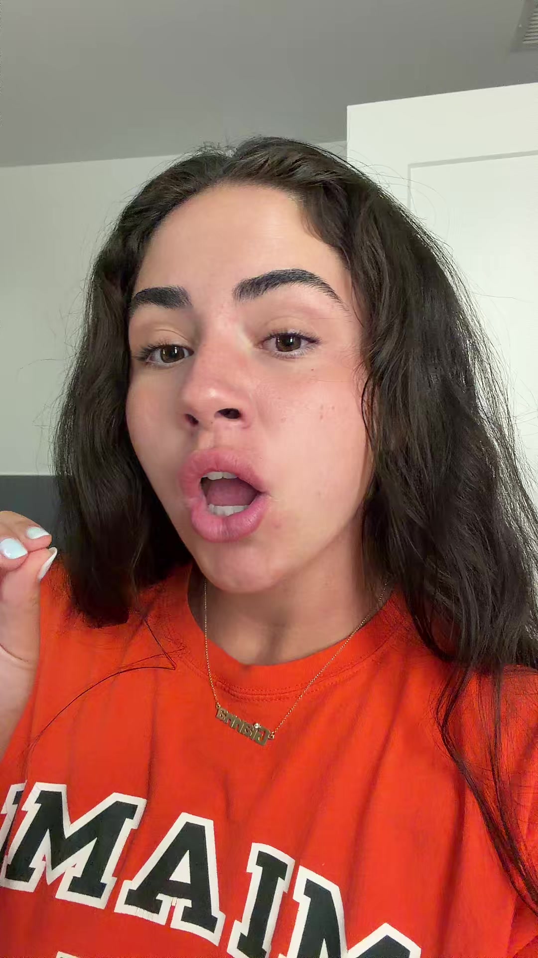 @Gi