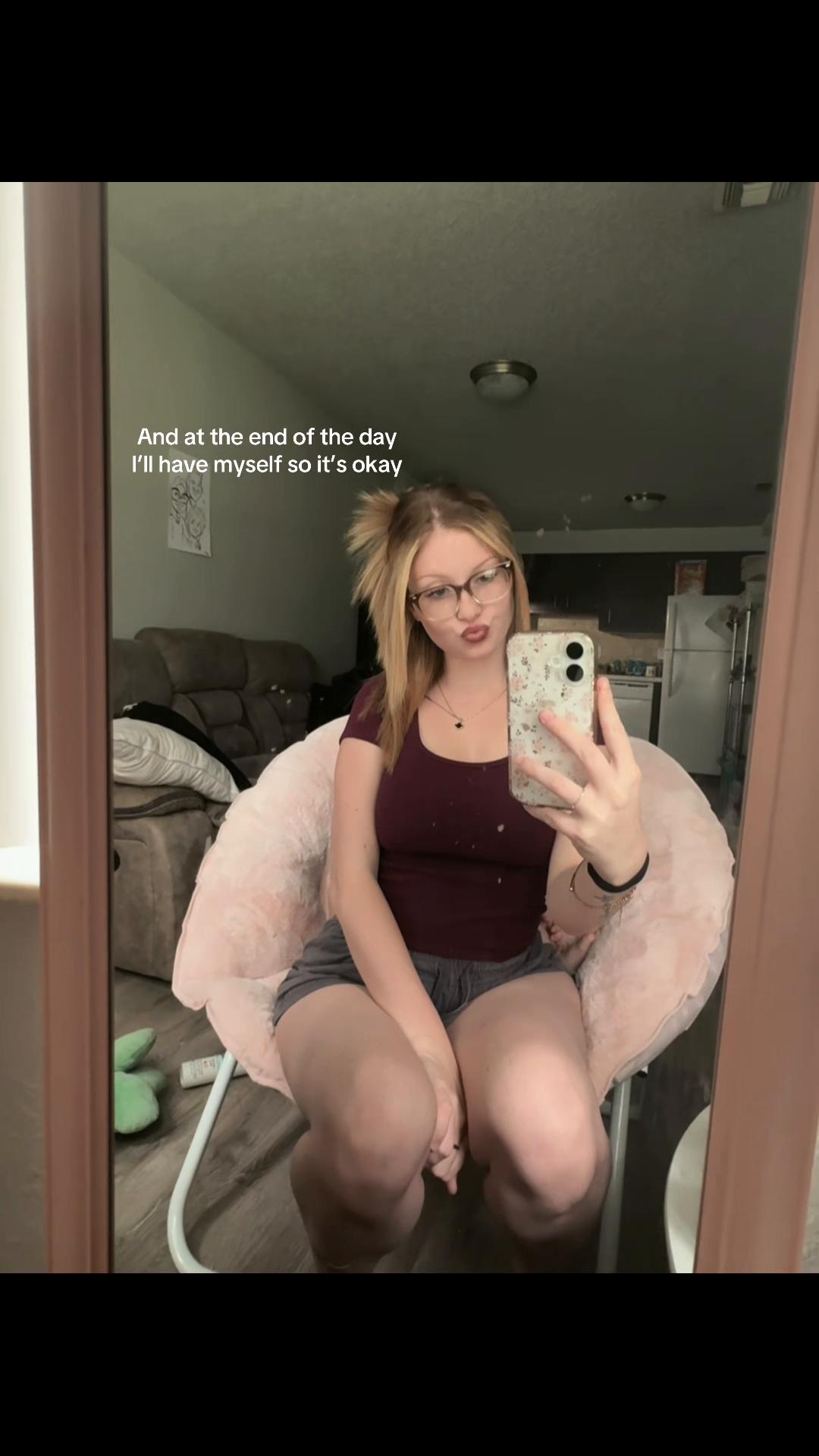 @𝕄𝕒𝕞𝕒 𝔼🧸🥥🤎