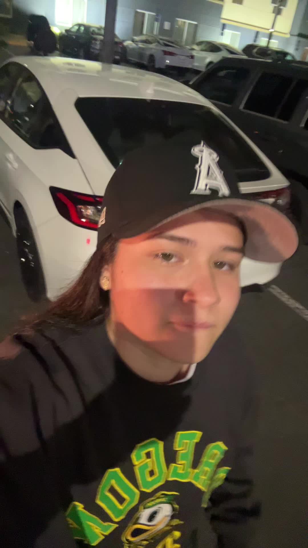@isabella