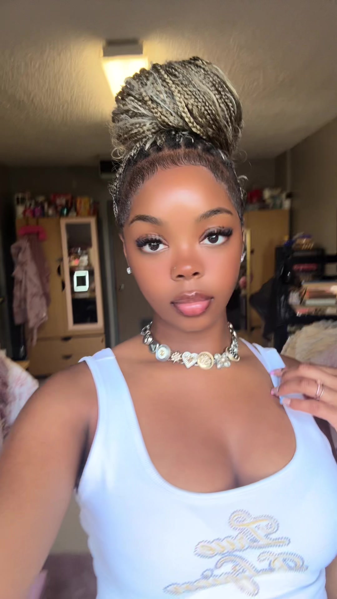 @xyniaaa