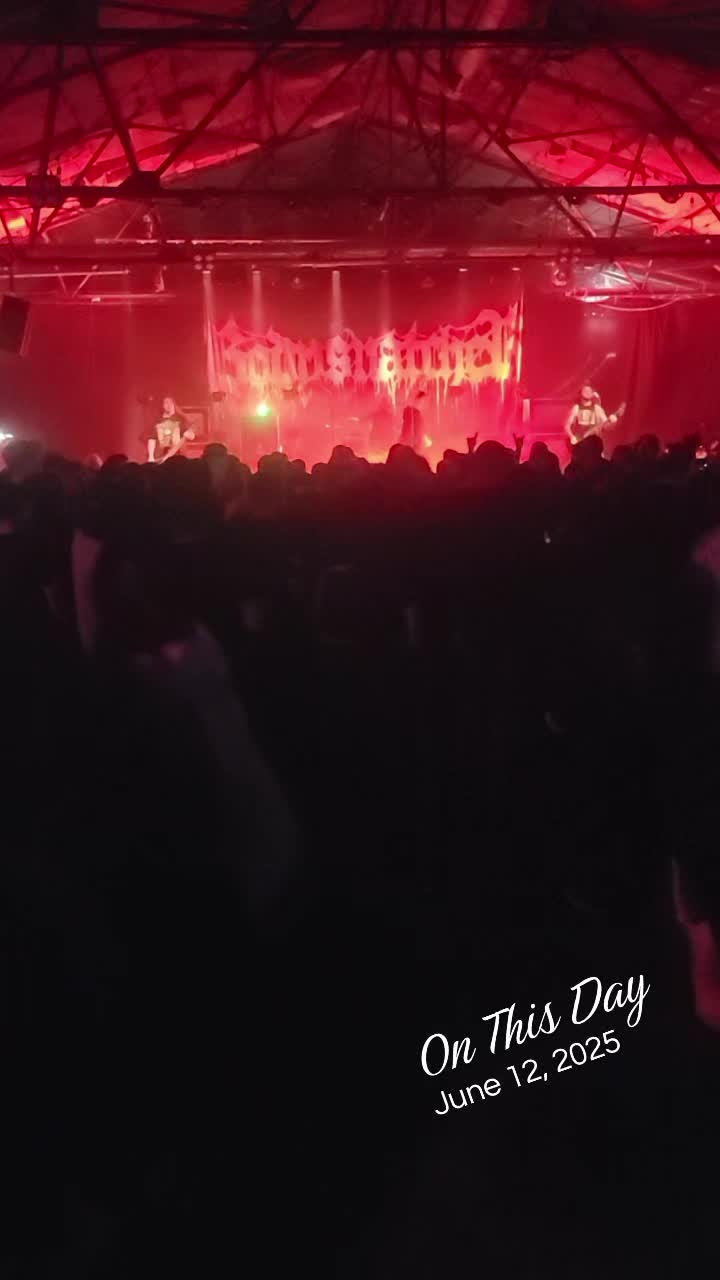 @DeeDee✨️