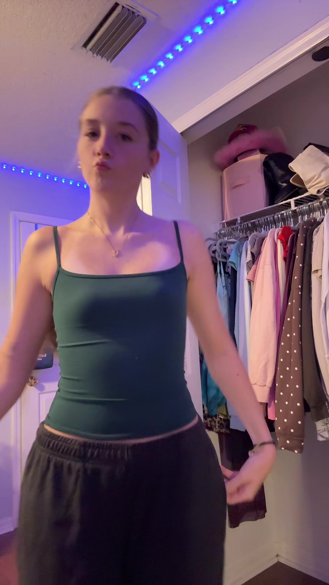 @Emmmaa