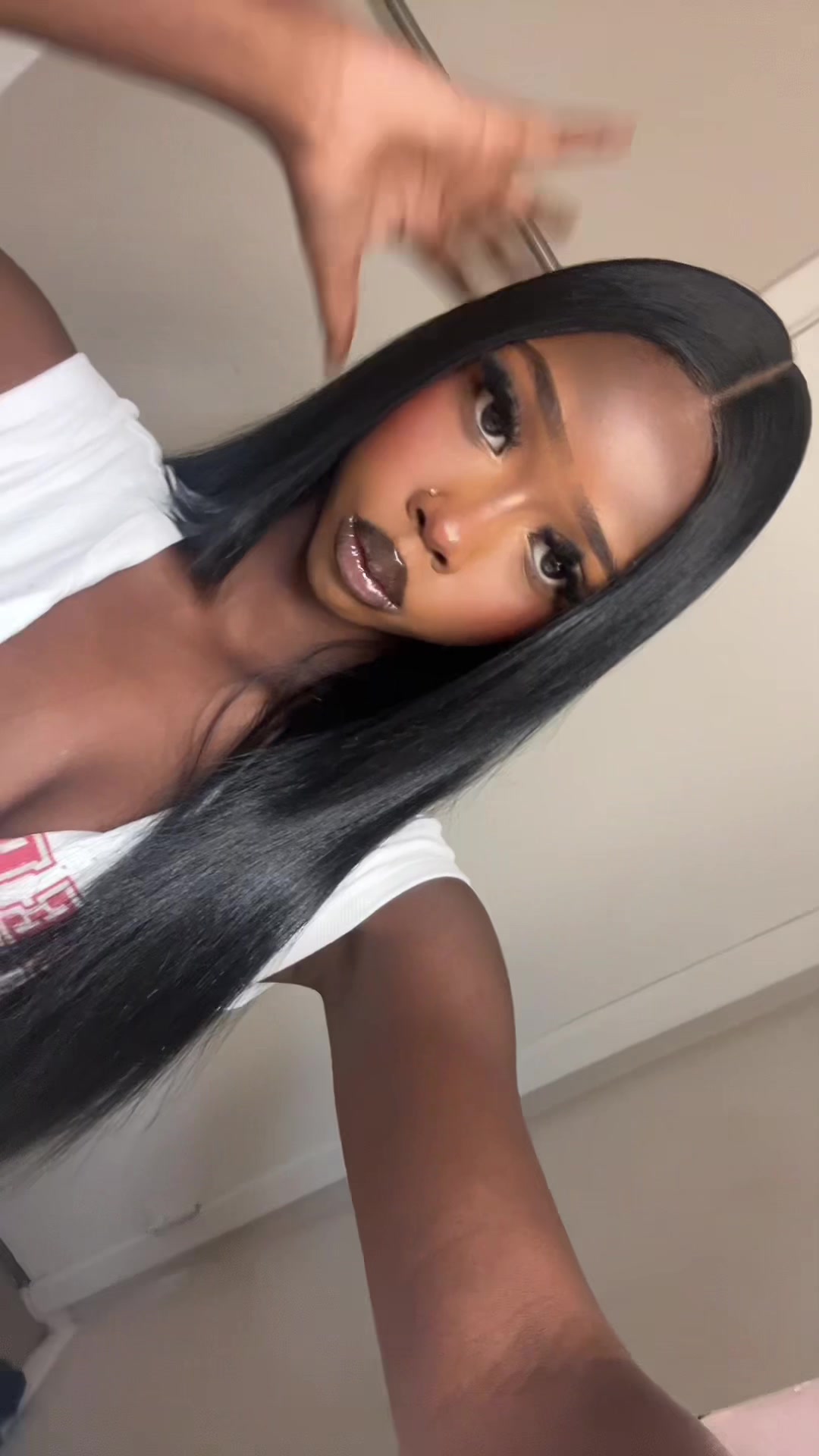 @𝐉𝐨𝐲 𝐑𝐞𝐧𝐞𝐞