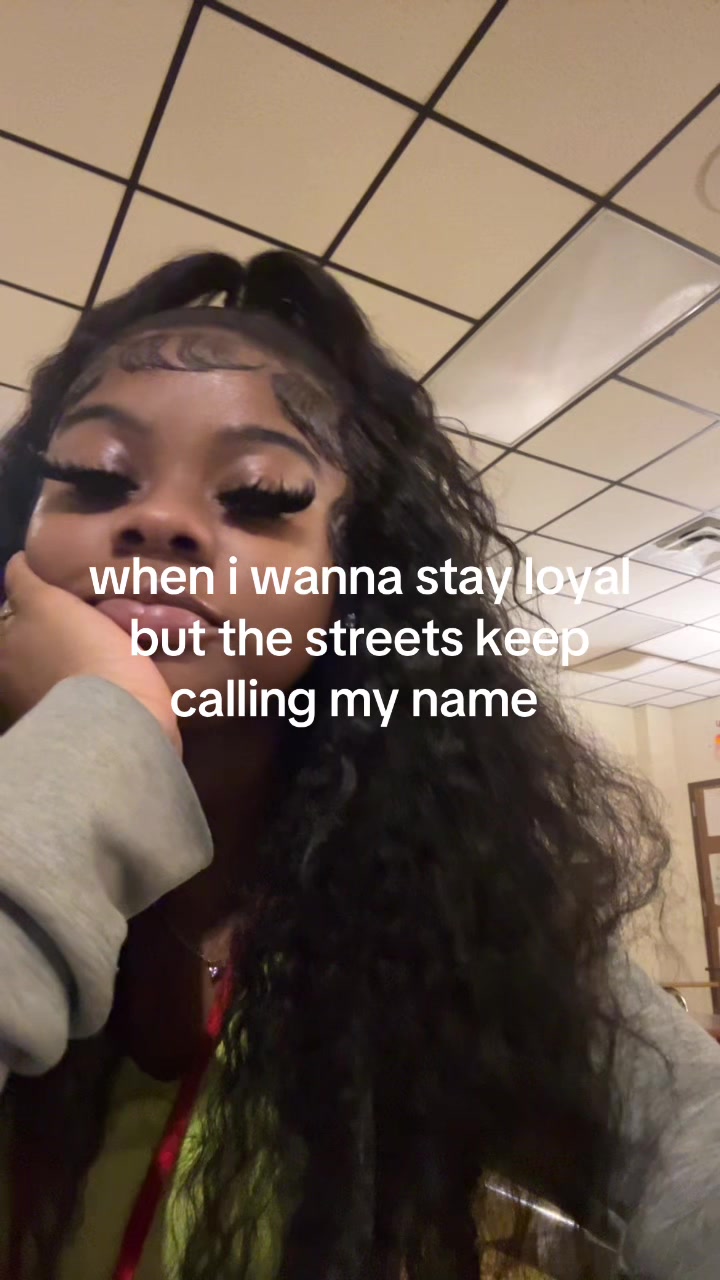 @yannalachelleee