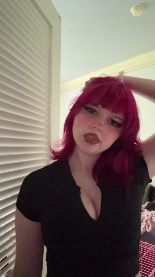 @🦴