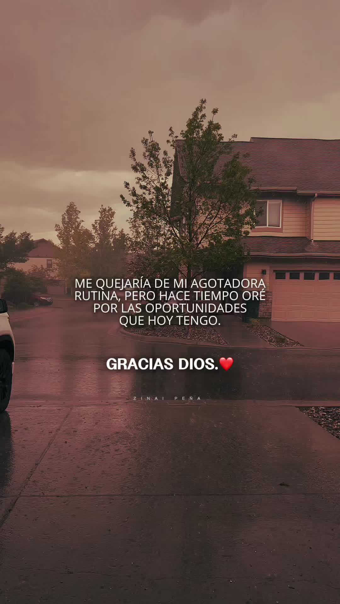 @Claudia Vega