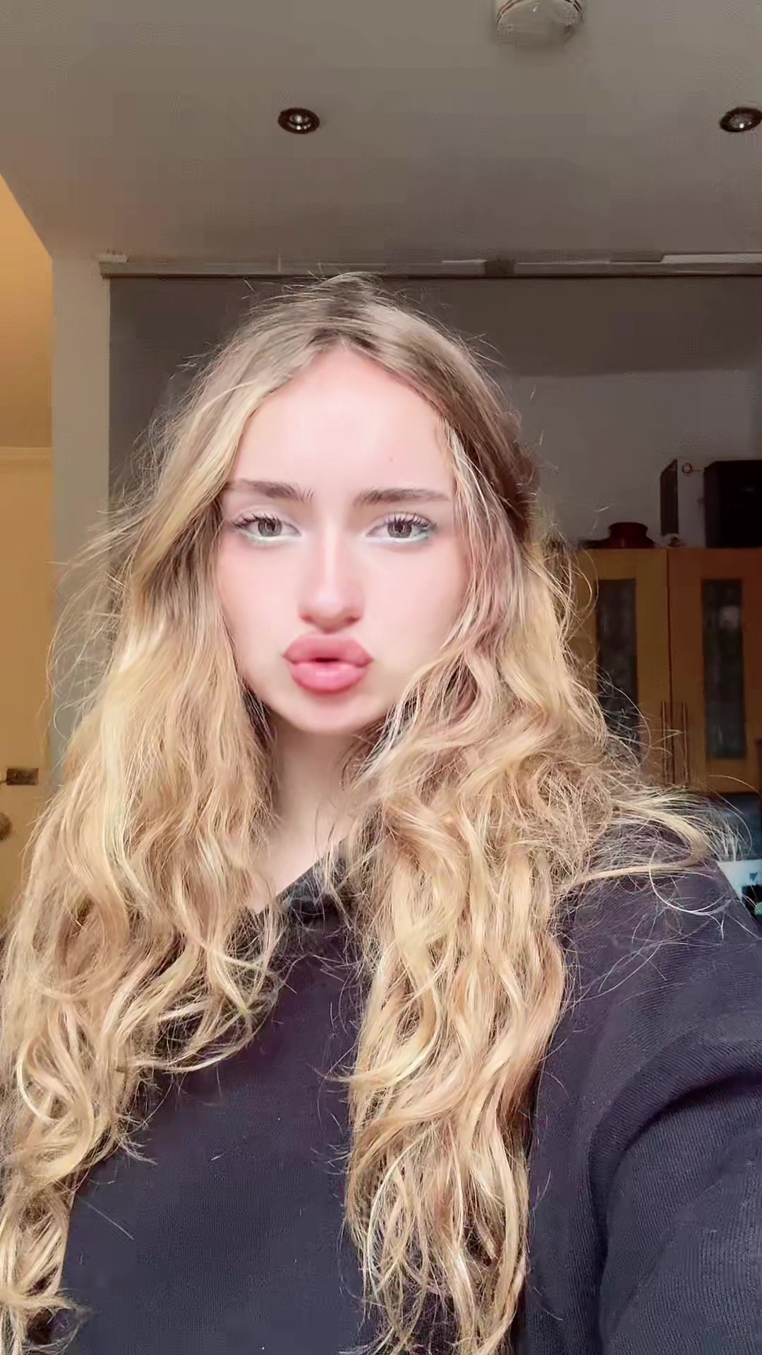 @girlwhosgotitgoingon