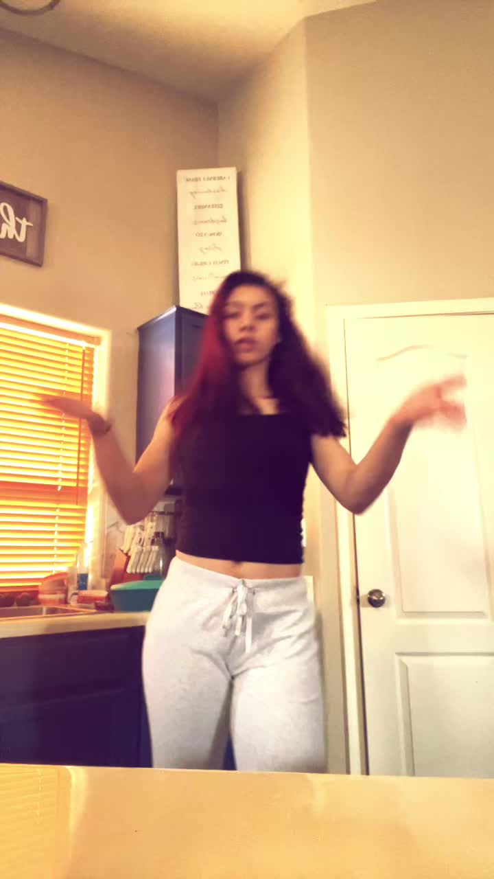 @Kalihalove