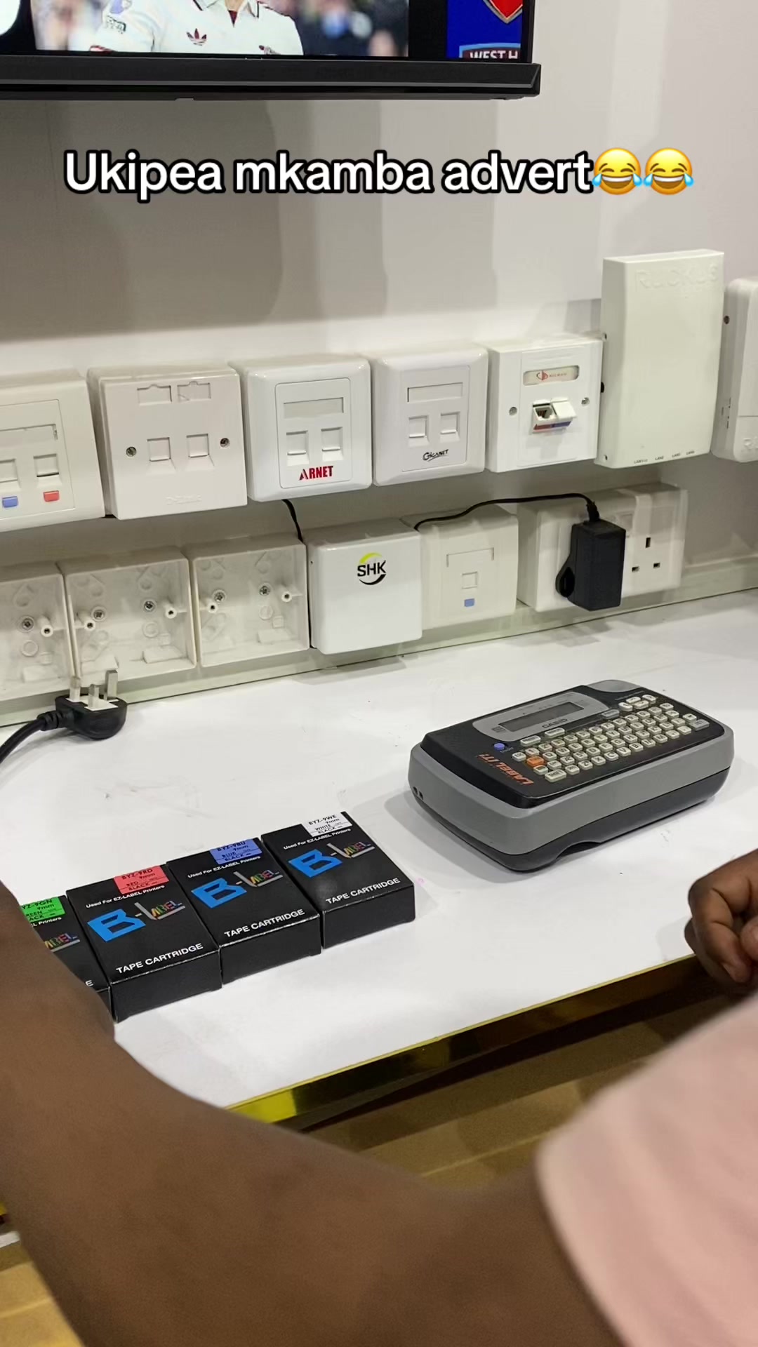 @APPLE NETWORKING SYSTEMS LTD